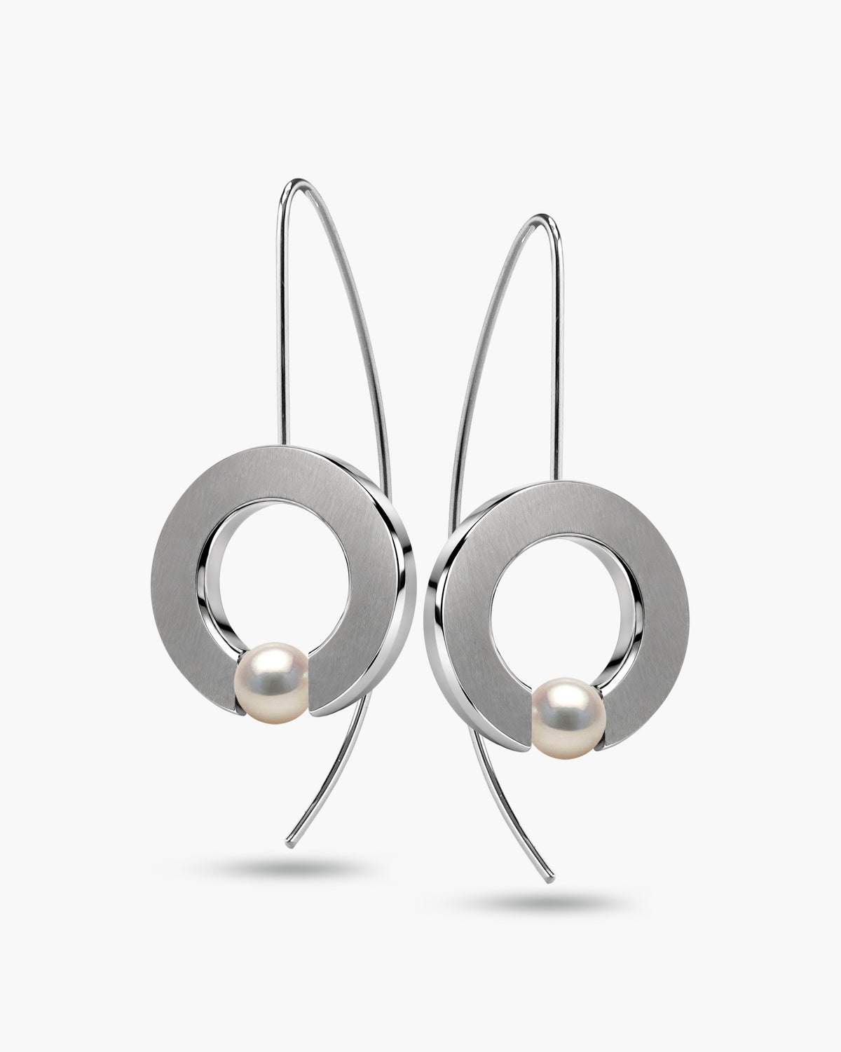 taormina-abbracci-drop-earrings-tension-set-white-pearl