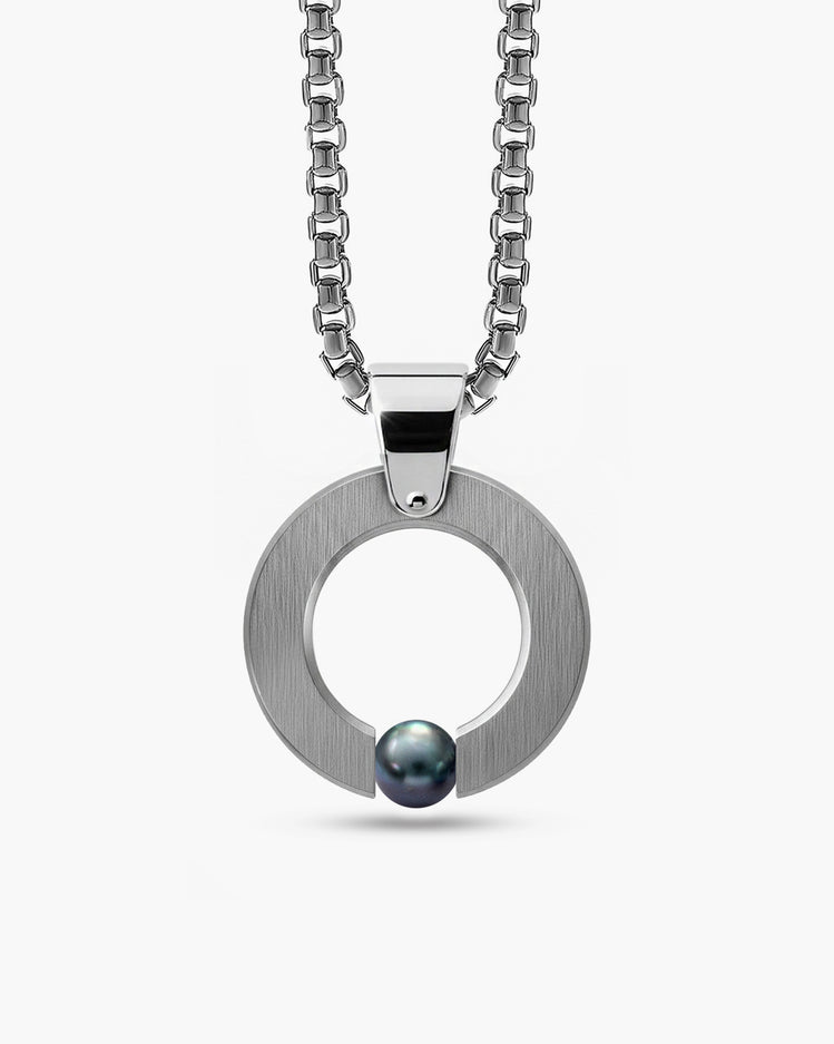 taormina-abbracci-round-pendant-stainless-steel-tension-set-black-pearl-front