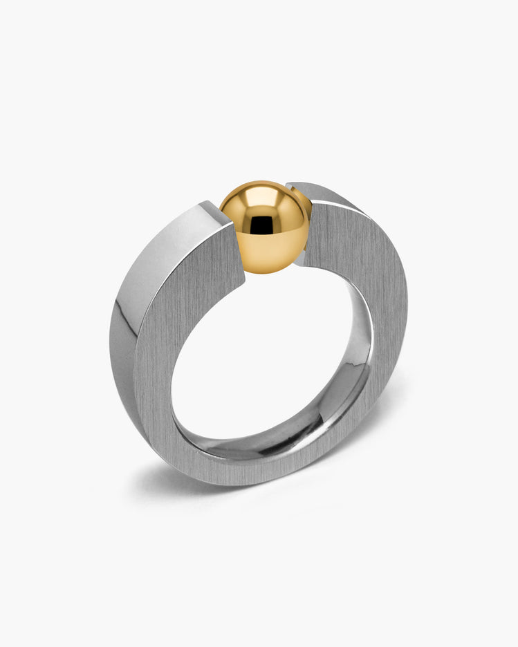 taormina-abbracci-tension-set-ring-brushed-polished-gold