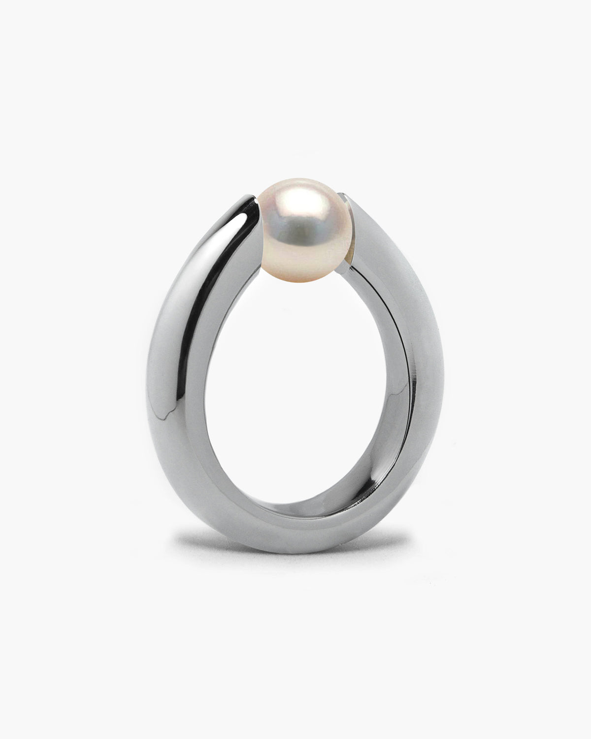 taormina-alba-tension-set-ring-white-pearl-polished-side