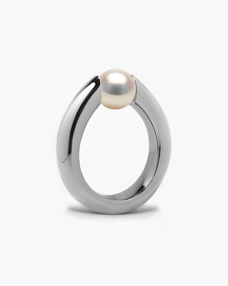 taormina-alba-tension-set-ring-white-pearl-polished-side