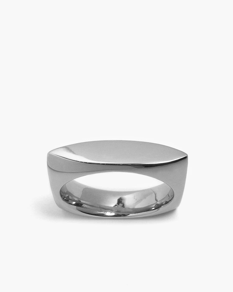 taormina-cushion-square-band-ring-front