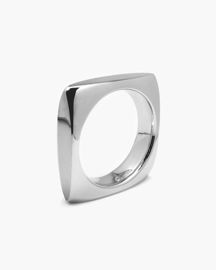 taormina-cushion-square-band-ring-side