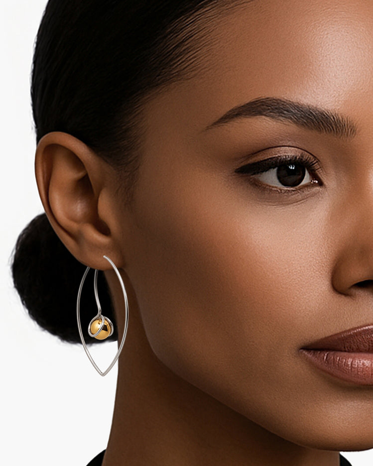 Filo Oval Wire Earrings