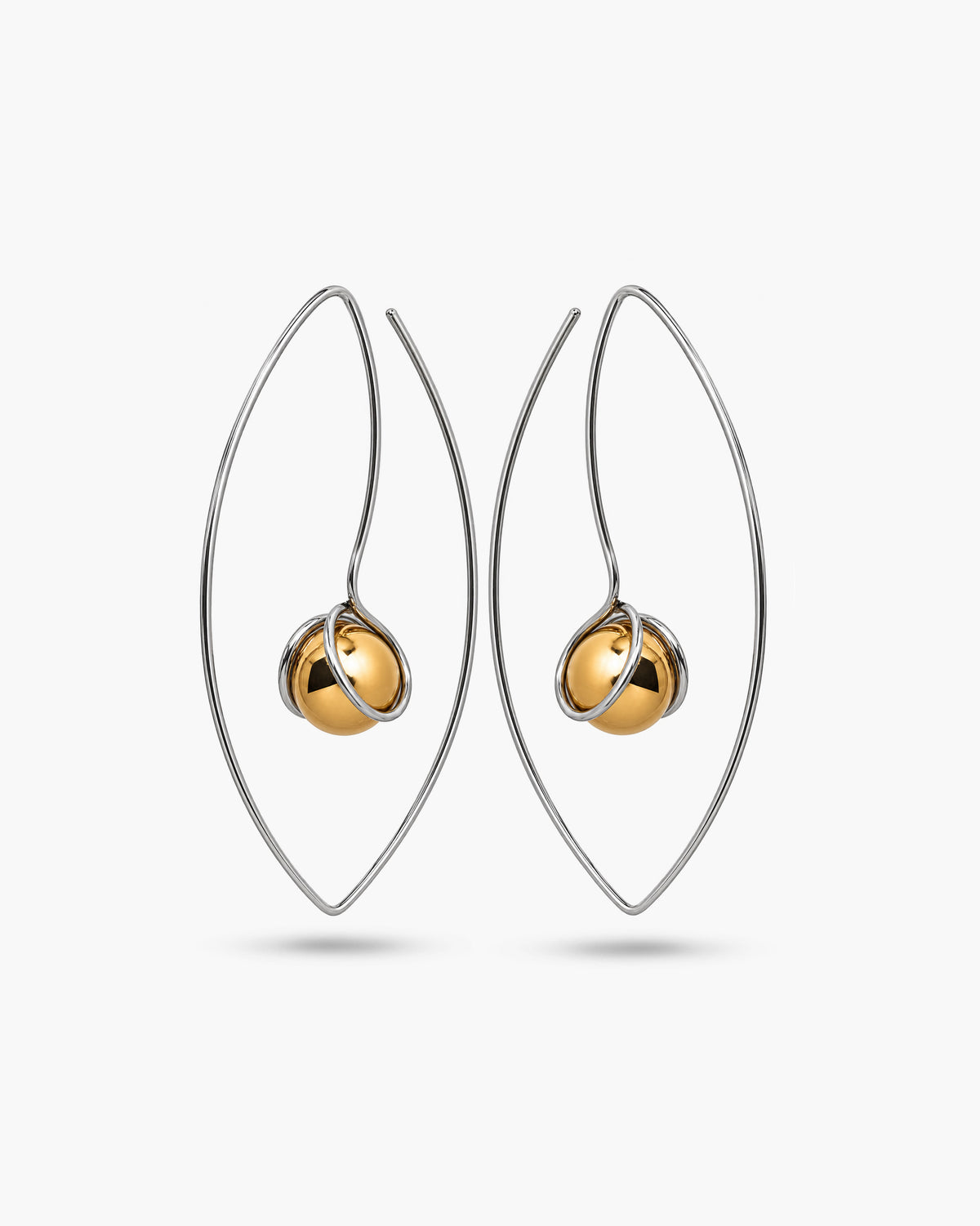 Filo Oval Wire Earrings