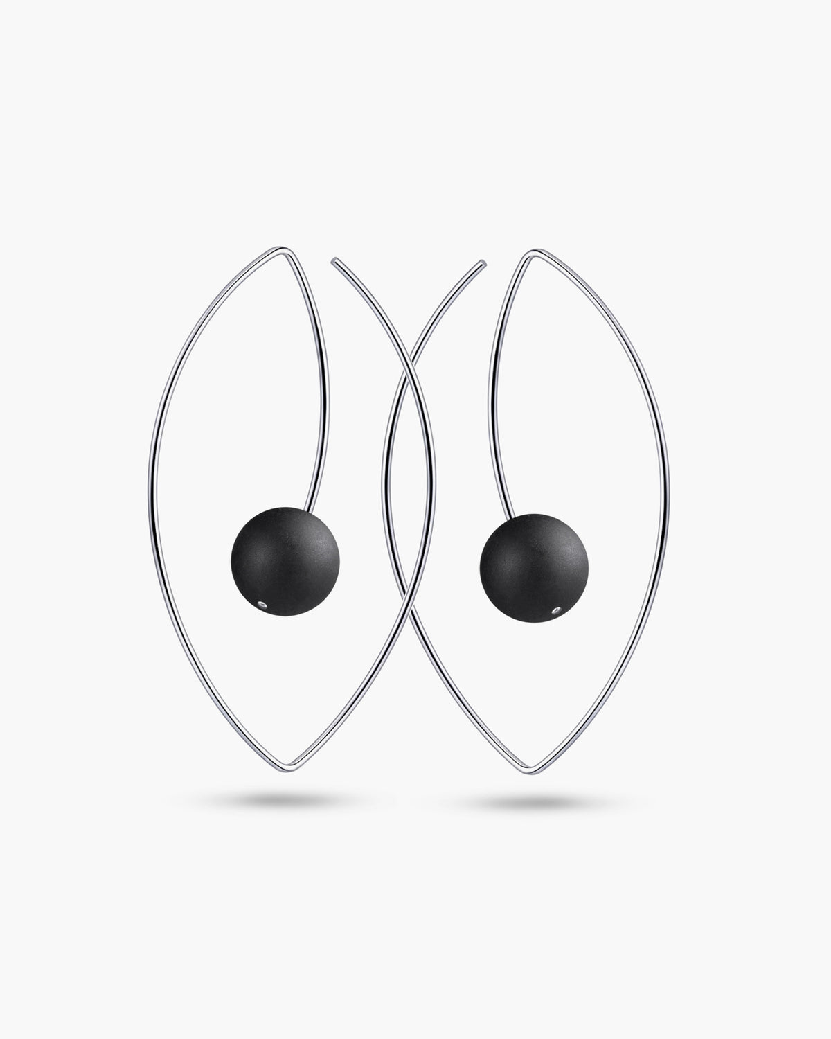 taormina-filo-stainless-steel-oval-wire-earrings-obsidian-up