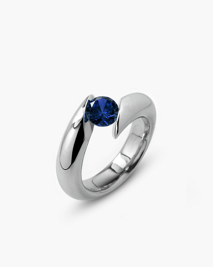 taormina-flusso-tension-set-ring-blue-sapphire-side