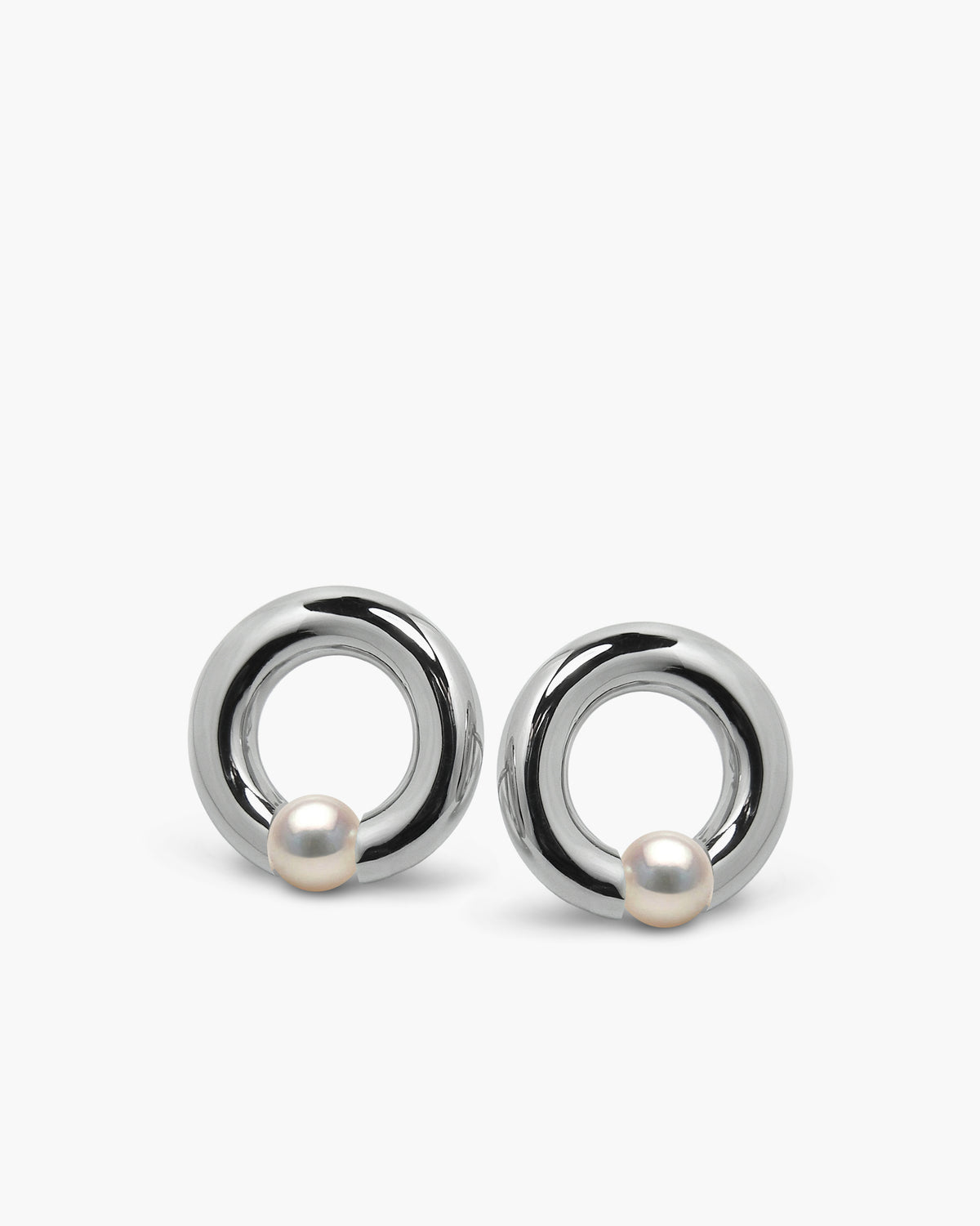 taormina-luna-stud-earrings-tension-set-white-pearl