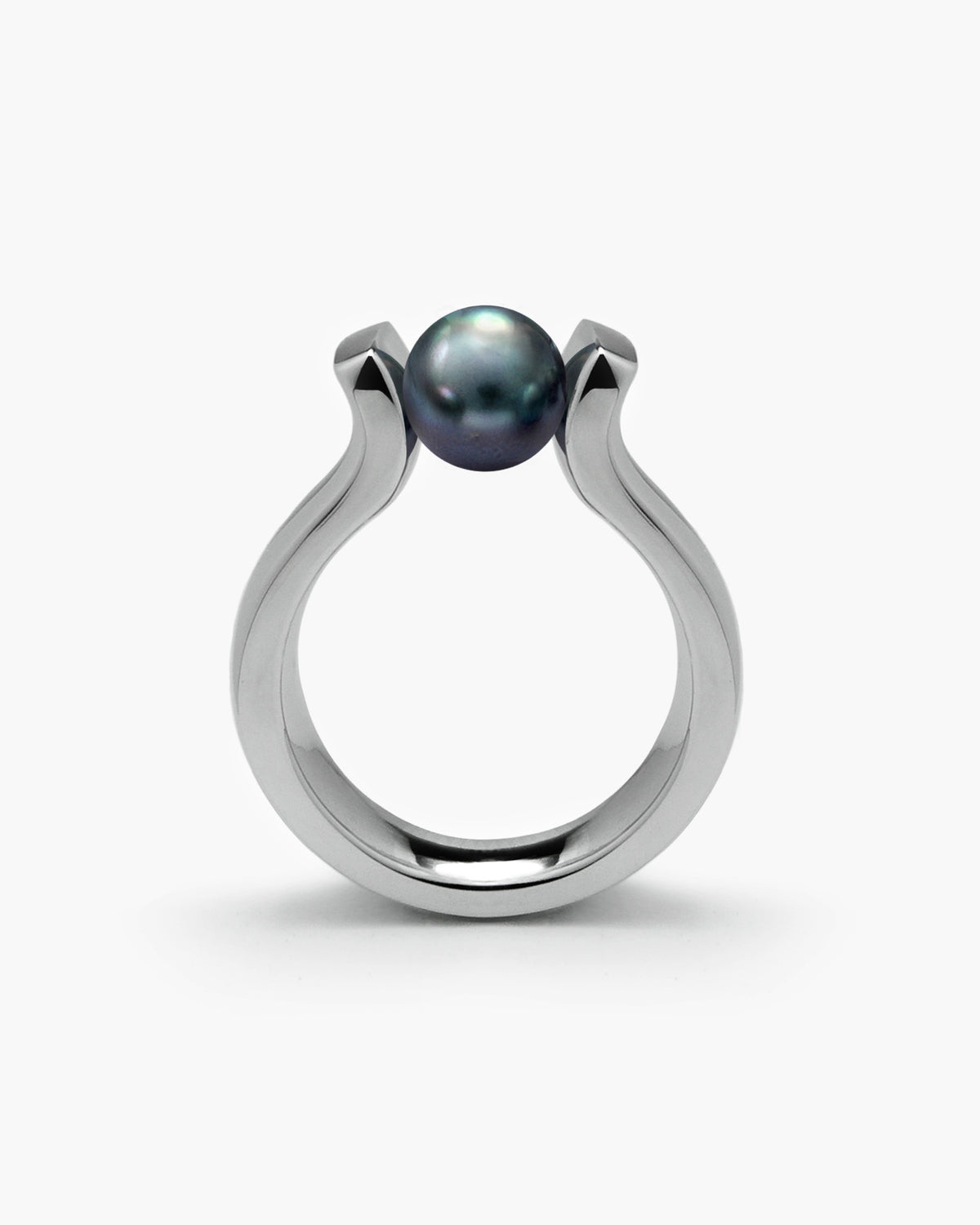 taormina-lyre-tension-set-ring-black-pearl-front