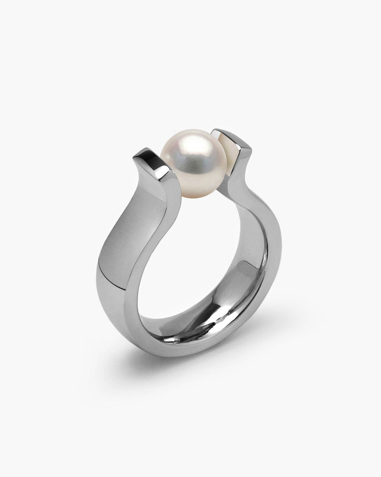 taormina-lyre-tension-set-ring-white-pearl-side