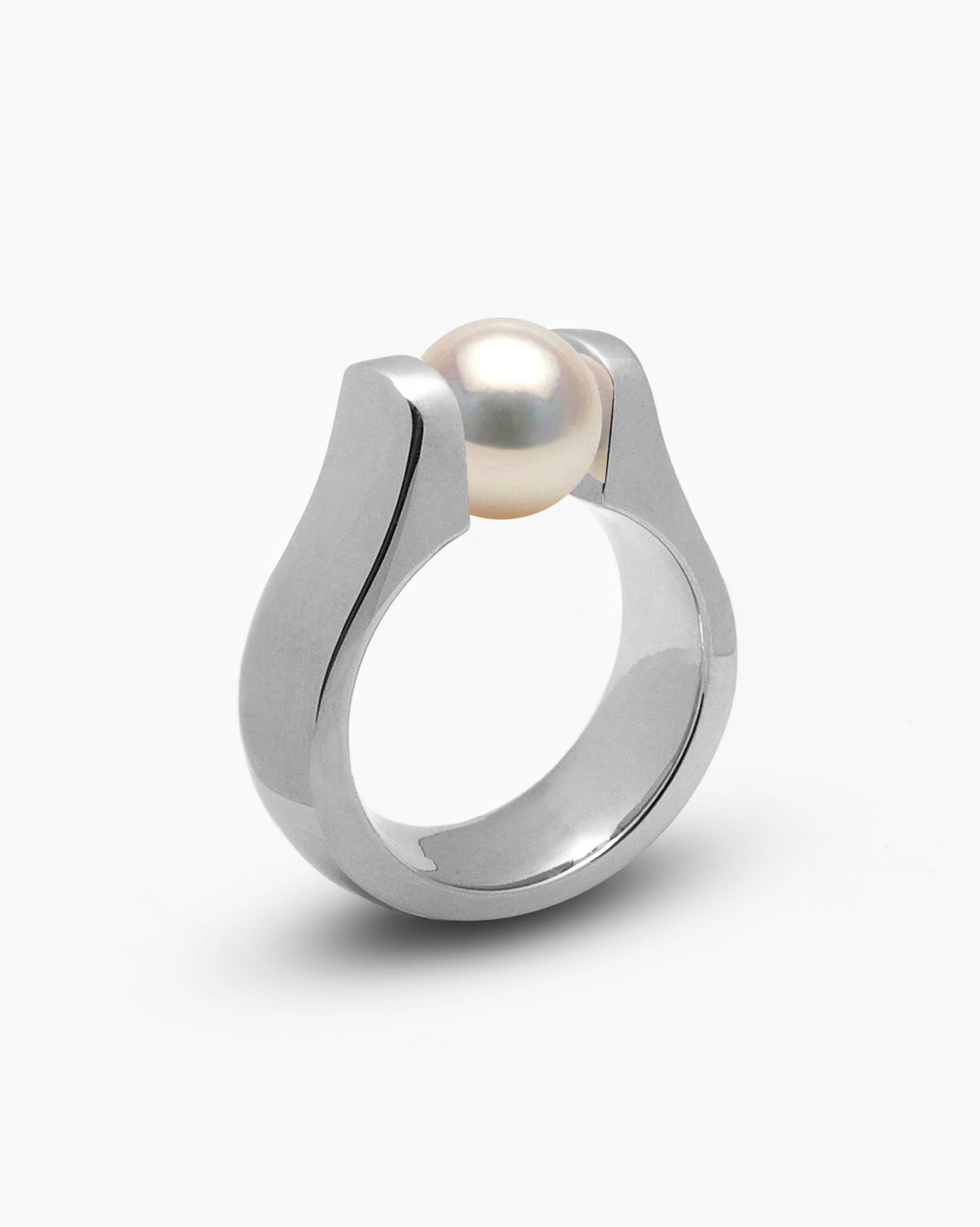 taormina-marea-dome-tension-set-ring-white-pearl-side