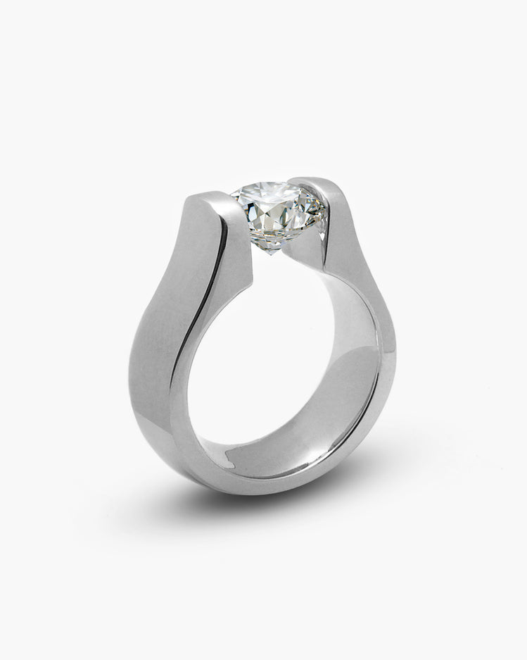 Marea Flat Tension Set Ring