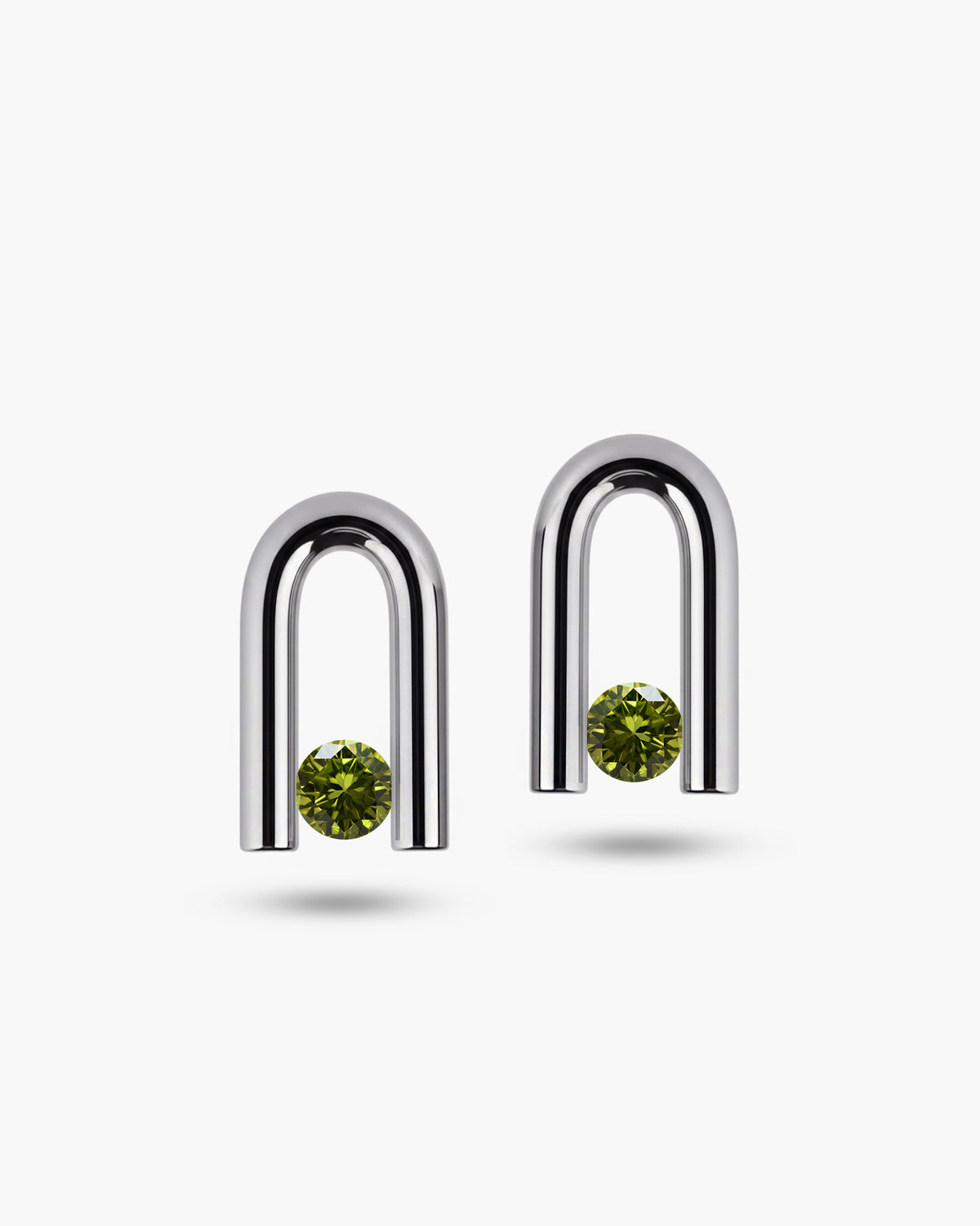 taormina-nexus-stud-earrings-tension-set-peridot-front