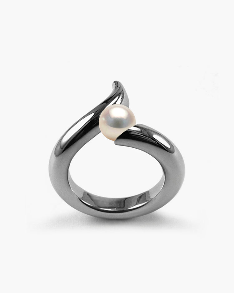 taormina-onde-tension-set-ring-white-pearl