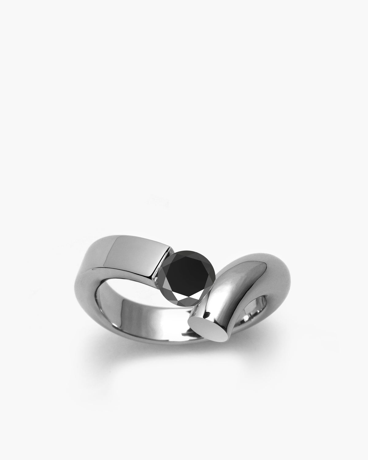 taormina-profilo-tension-set-ring-black-onyx-front