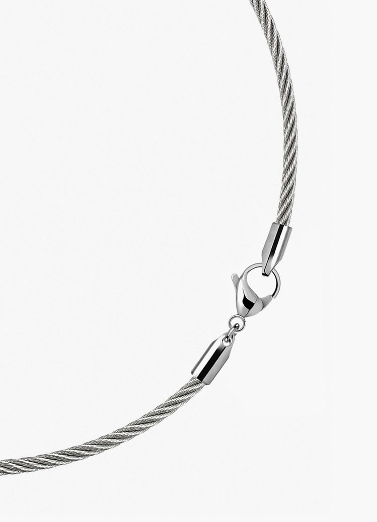 taormina-stainless-steel-cable-necklace-2mm-clasp-detail-global